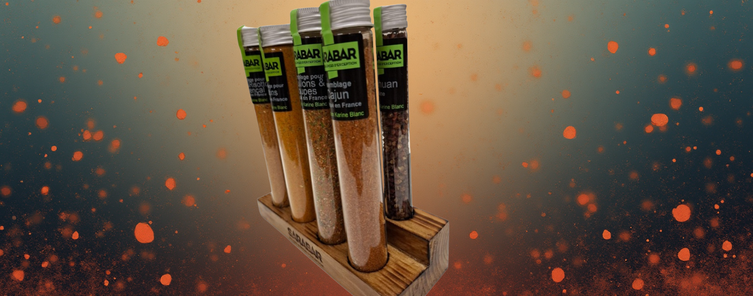 Présentoir à Saveurs SARABAR – 4 Poivres & 4 Assemblages d’Épices Présentoir à Saveurs SARABAR – 4 Poivres & 4 Assemblages d’Épices